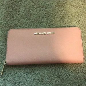 Michael Kors Jet Set Leather Wallet